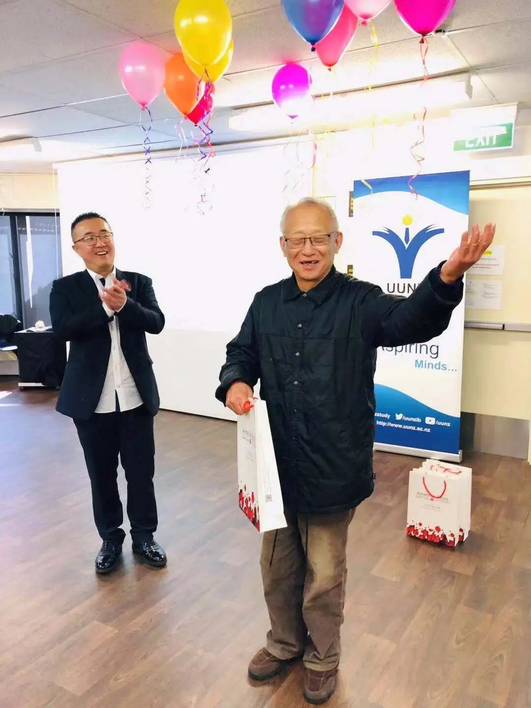 文章配图
