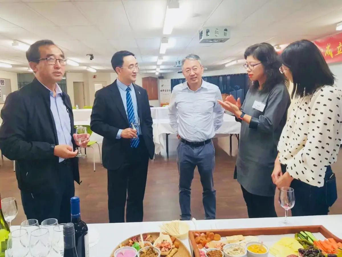 文章配图