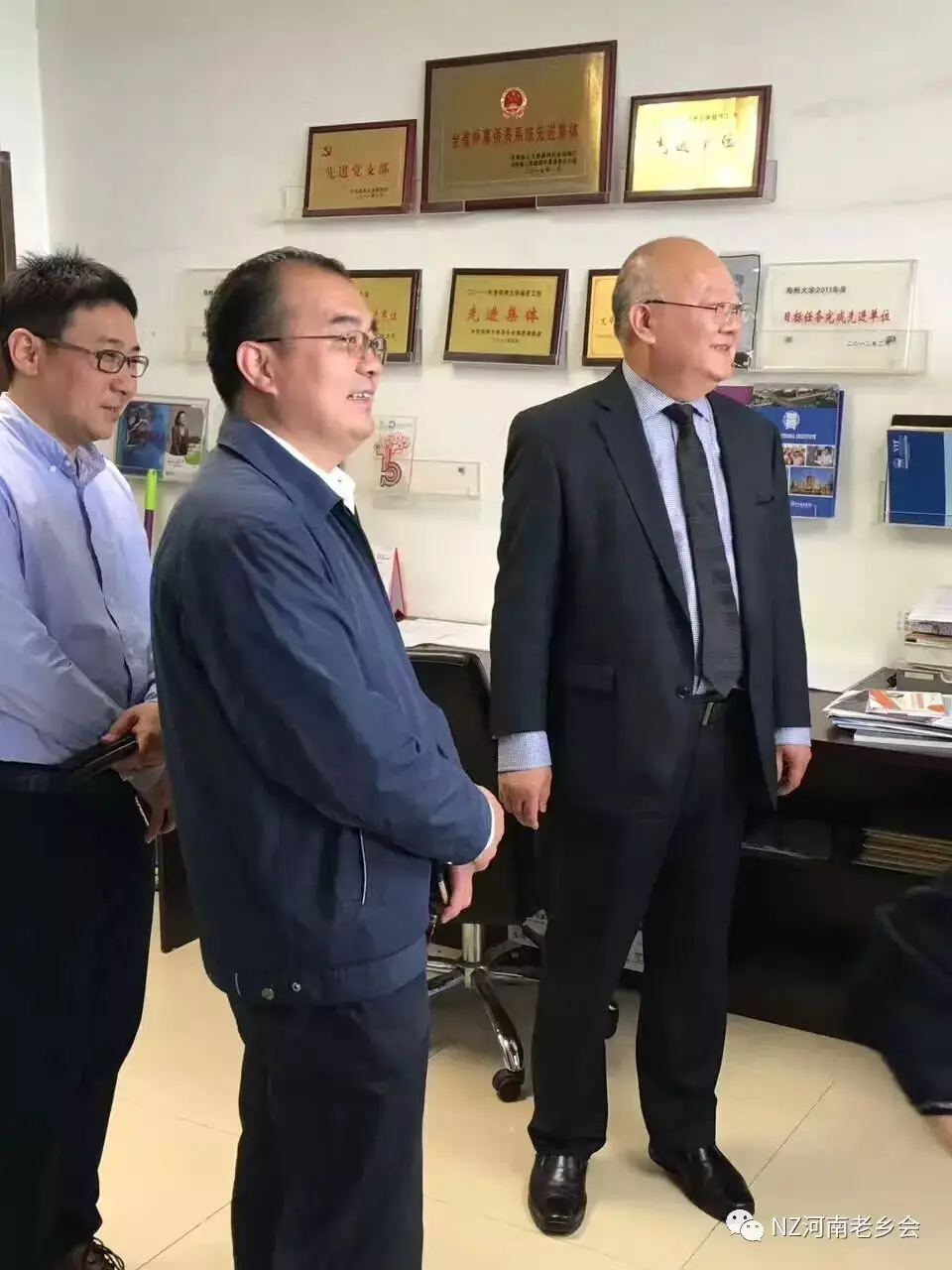 文章配图