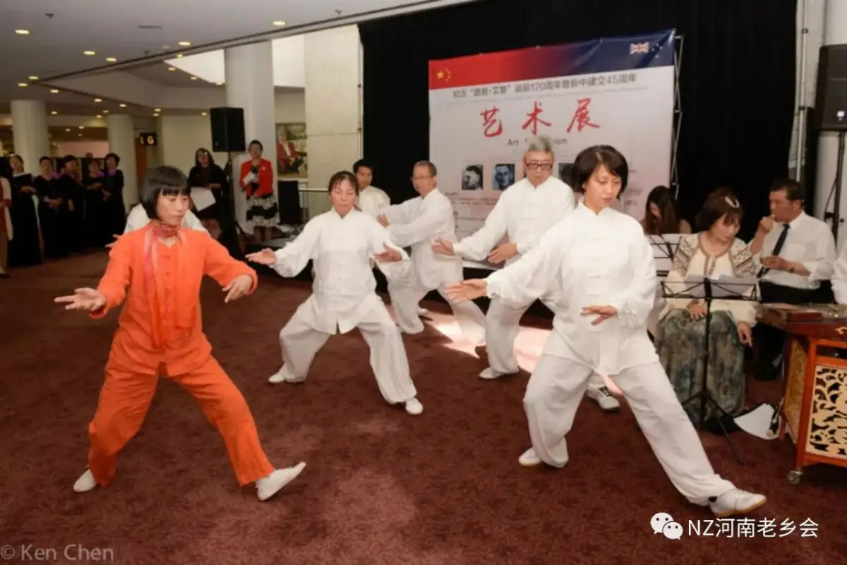 文章配图